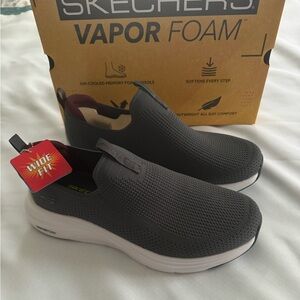 Skechers Slip On Shoes Mens 10.5 Wide Gray Vapor Foam Covert